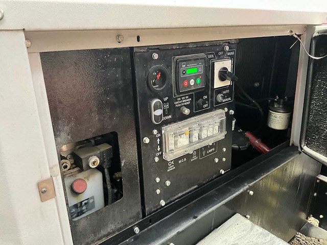 Trime x-rent lichtmast - afbeelding 12 van  21