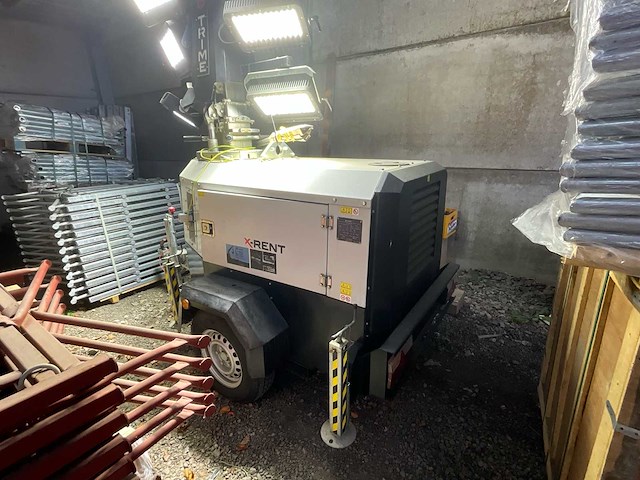 Trime x-rent lichtmast - afbeelding 19 van  21