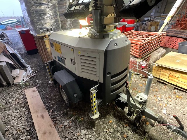 Trime x-rent lichtmast - afbeelding 20 van  21