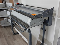 Trimming & cutting & folding machine - afbeelding 3 van  4
