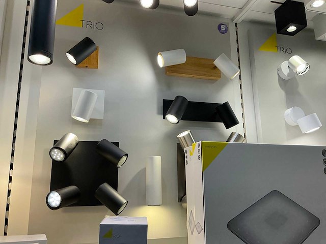 Trio lighting partij opbouw ledspots (62x) - afbeelding 9 van  12