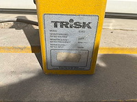 Trisk e/s 2 curemaster super mobiele 3-kops infrarood lakdroger - functioneel - afbeelding 4 van  6