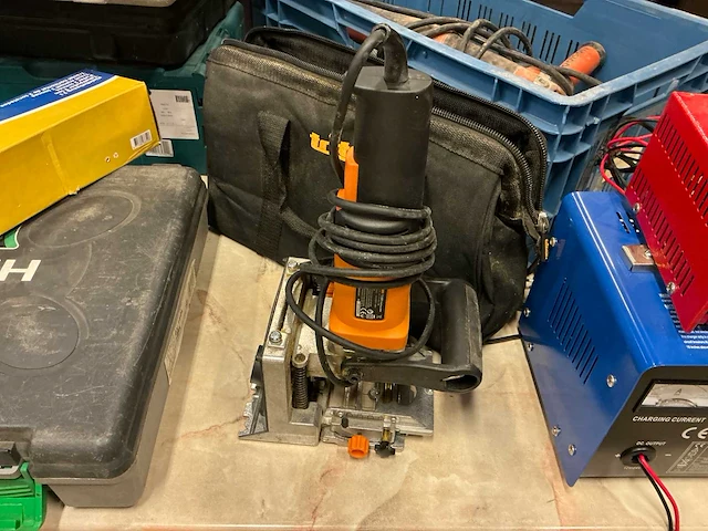 Triton freesmachine - afbeelding 1 van  3