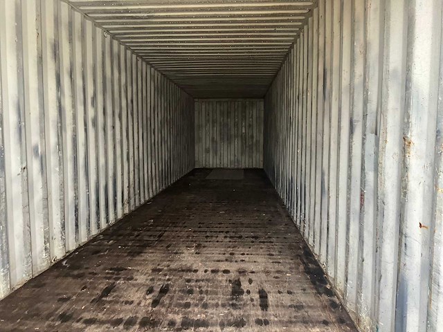 Triton zeecontainer - afbeelding 7 van  12