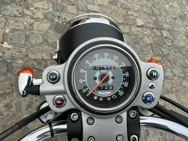 Triumph - bonneville - motorcycle - afbeelding 11 van  24