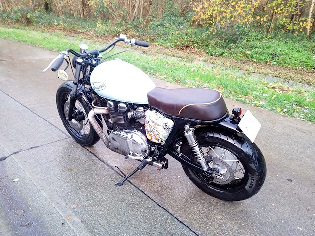 Triumph - bonneville t 100 cafe racer - motorfiets - afbeelding 10 van  11