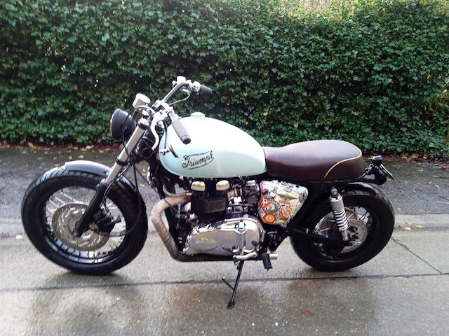 Triumph - bonneville t 100 cafe racer - motorfiets - afbeelding 7 van  11