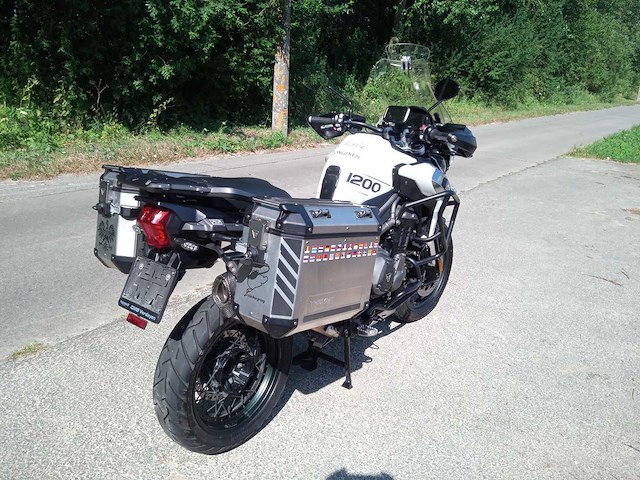 Triumph - explorer xcv 1200 - motorfiets - afbeelding 8 van  14