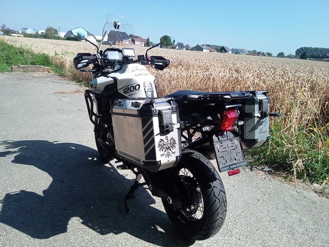 Triumph - explorer xcv 1200 - motorfiets - afbeelding 9 van  14