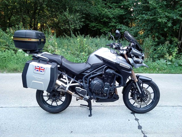 Triumph - tiger 1200 explorer - motorfiets - afbeelding 4 van  11