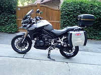 Triumph - tiger 1200 explorer - motorfiets - afbeelding 5 van  11