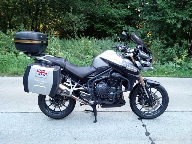 Triumph - tiger 1200 explorer - motorfiets - afbeelding 5 van  11