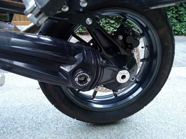 Triumph - tiger 1200 explorer - motorfiets - afbeelding 7 van  11