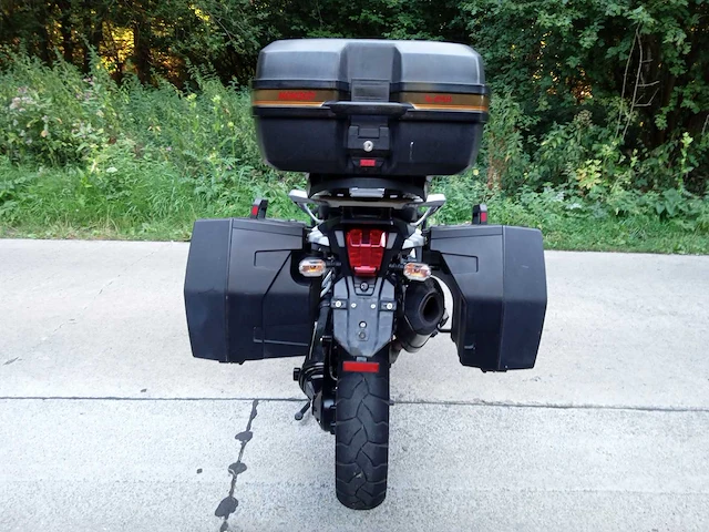 Triumph - tiger 1200 explorer - motorfiets - afbeelding 11 van  11
