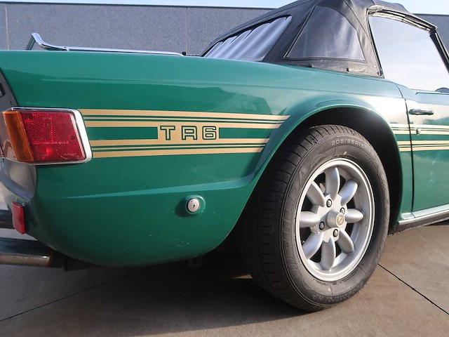 Triumph - tr 6 - classic cars >15 - afbeelding 2 van  39