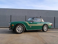 Triumph - tr 6 - classic cars >15