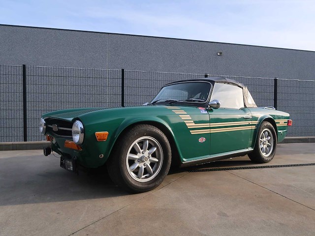 Triumph - tr 6 - classic cars >15 - afbeelding 11 van  39
