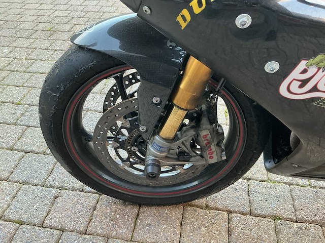 Triumph daytona 675 r circuit race motor,max speed 242 km/u - afbeelding 10 van  11