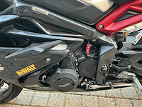 Triumph daytona 675 r circuit race motor,max speed 242 km/u - afbeelding 6 van  11