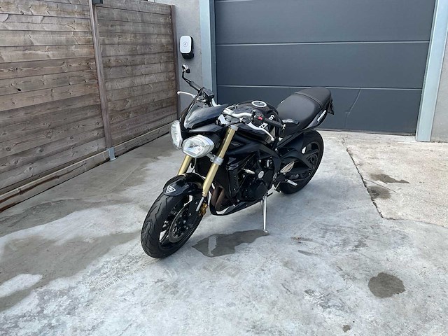 Triumph streettriple motor - afbeelding 1 van  14