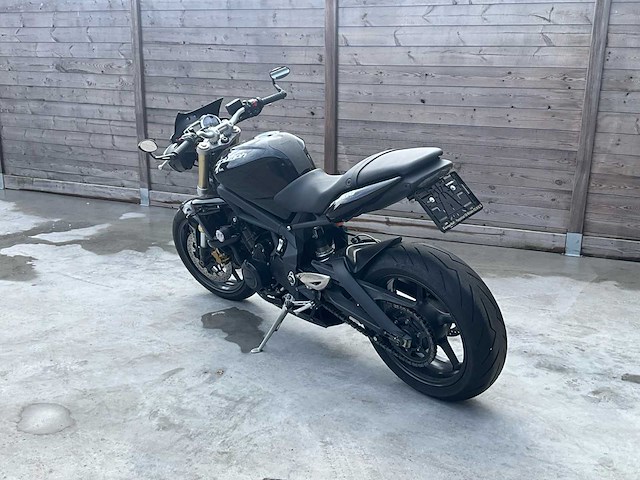 Triumph streettriple motor - afbeelding 9 van  14