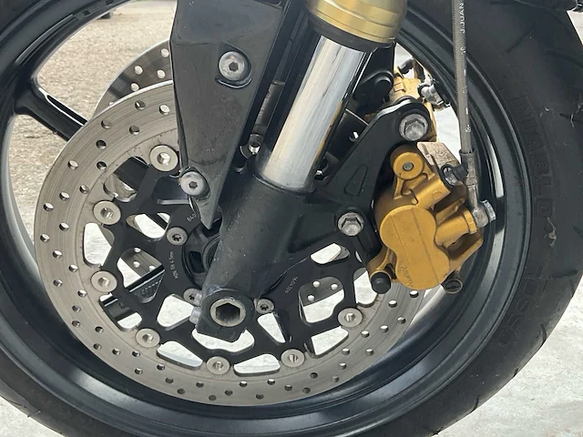 Triumph streettriple motor - afbeelding 7 van  38