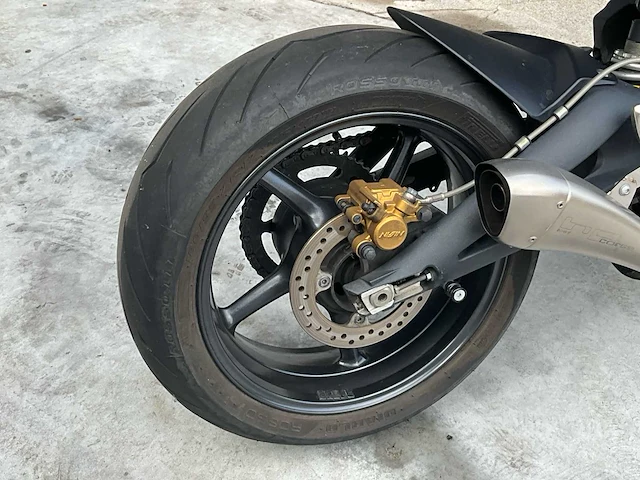 Triumph streettriple motor - afbeelding 14 van  38