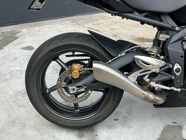 Triumph streettriple motor - afbeelding 16 van  38