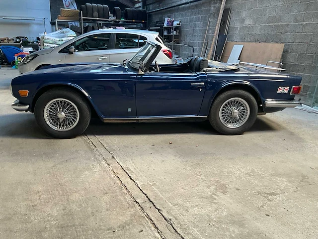 Triumph tr6 oldtimer - afbeelding 12 van  20