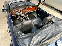 Triumph tr6 oldtimer - afbeelding 3 van  17