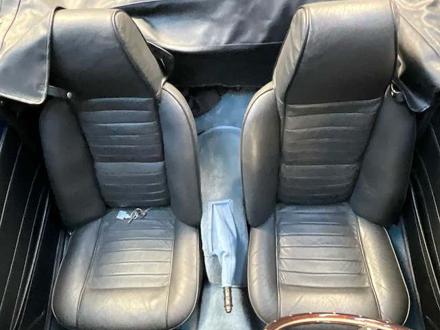 Triumph tr6 oldtimer - afbeelding 6 van  17