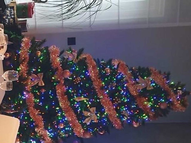 Triumph tree 788042 kerstboom namaak - afbeelding 2 van  4