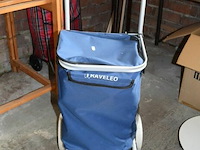 Trolley met inhoud - afbeelding 1 van  4