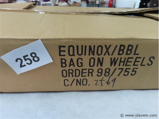 Trolley ongebruikt - afbeelding 3 van  3