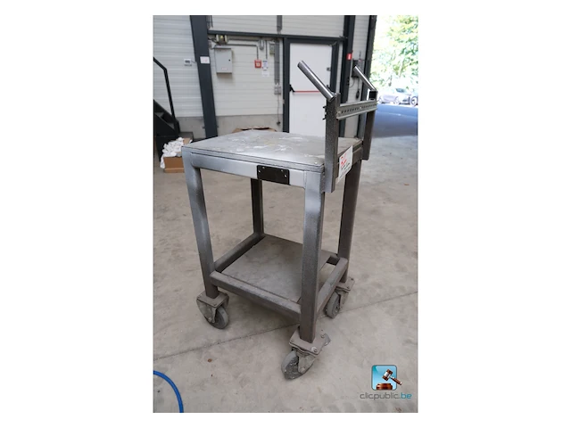 Trolley op wielen - afbeelding 1 van  7