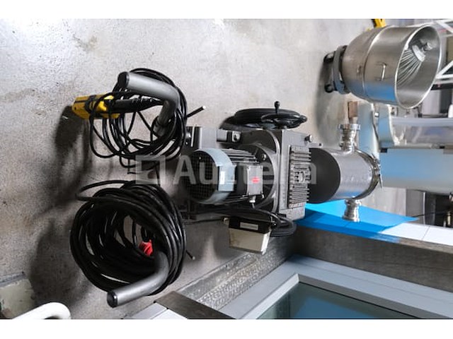 Trolleywaterpomp - afbeelding 1 van  10