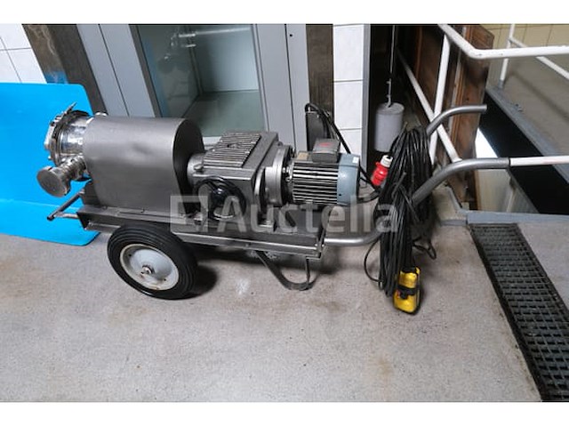 Trolleywaterpomp - afbeelding 9 van  10