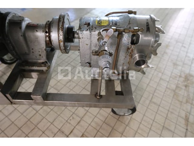 Trolleywaterpomp - afbeelding 8 van  10