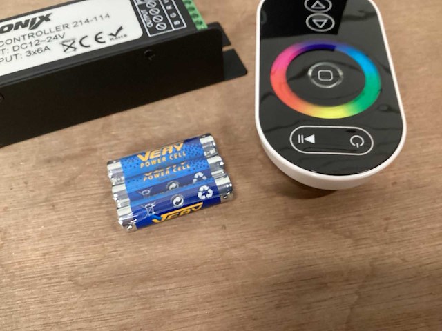 Tronix led controller met afstandsbediening (8x) - afbeelding 3 van  4