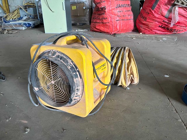 Trotec ttv 3000 bouwdroger - afbeelding 1 van  3