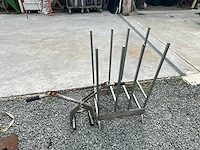 Trottoirbandenklem (stenenklem) voor 2 personen + metalen zaagbok voor balken