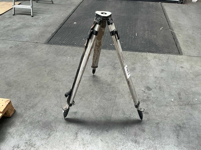 Trp-160 laser statief - afbeelding 1 van  3