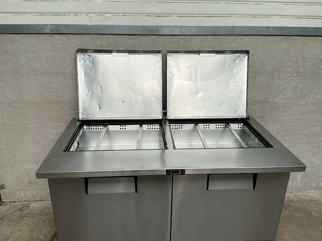 True - tssu-60-24m-b-st - saladette - afbeelding 4 van  6
