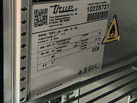 True tssu-48-18m-b-hc saladette - afbeelding 4 van  4