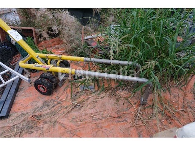 Trump easylift pro handgeschakelde plaat- en stoepstoephouder trolley - afbeelding 5 van  6