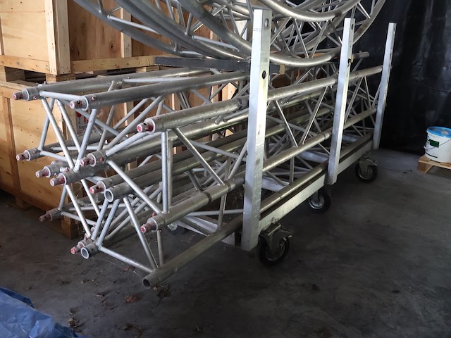 Truss aluminium driehoekig (x6) - afbeelding 1 van  7