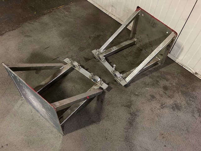 Truss wall mount (2x) - afbeelding 1 van  4