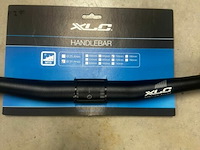 Truvativ hussefelt mtb stuur 31.8 mm 700 mm zwart - afbeelding 1 van  1