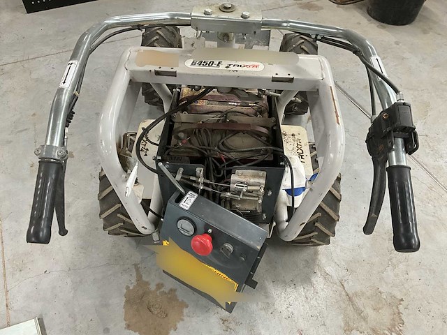 Truxa 4x4 electrische wieldumper – met kiepbak – defecte cardanas - afbeelding 4 van  8