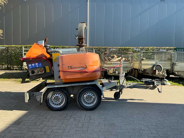 Ts industrie ws/23-75dt houthakselaar - afbeelding 17 van  19